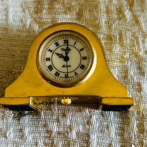 Xanadu Gold  Tone Brass Miniature Quartz Mantel Desk Clock (needs battery)